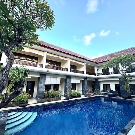 Radha Bali Hotel Kuta  Bagian luar foto