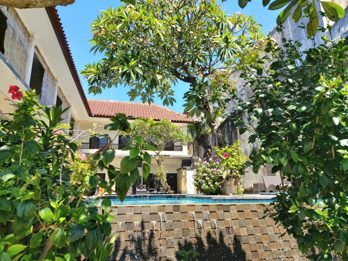 Radha Bali Hotel Kuta  Bagian luar foto